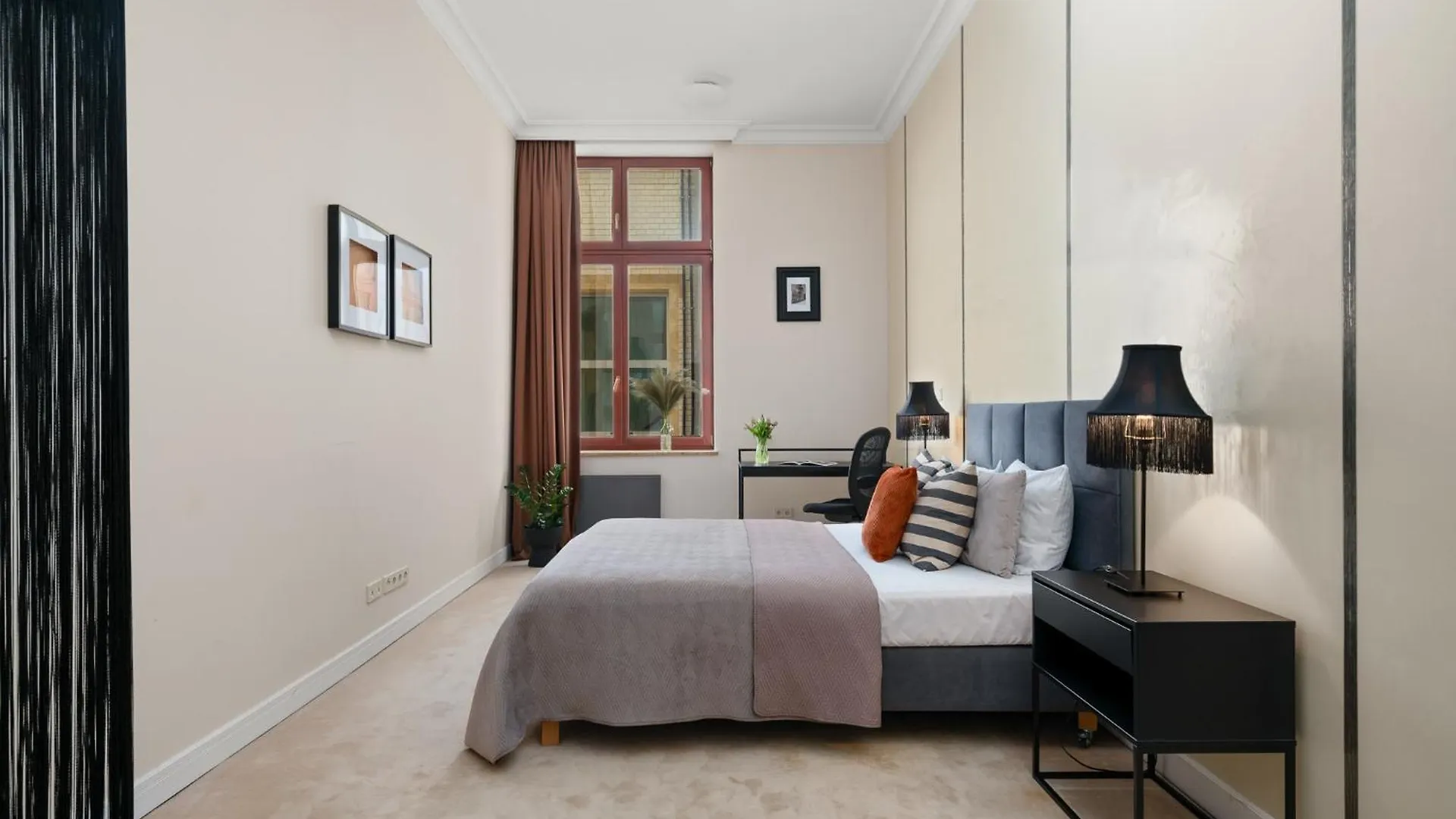 Majestic Residence -150M2 With Iconic Market Square View As Home Apartamenty R506 ヴロツワフ